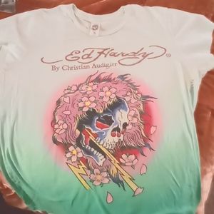 Women's Ed Hardy t-shirt